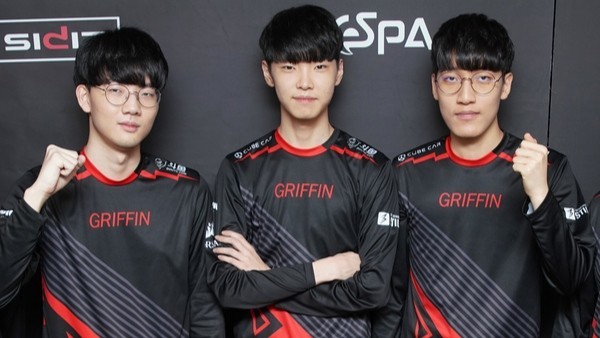 在更衣室层 在更衣室层