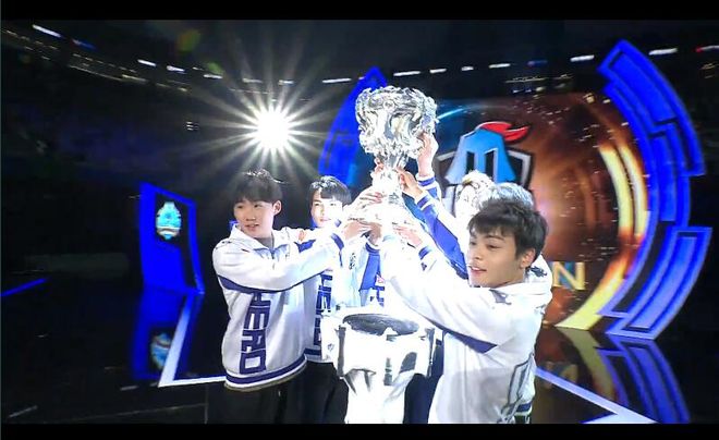 不能完全自 不能完全自