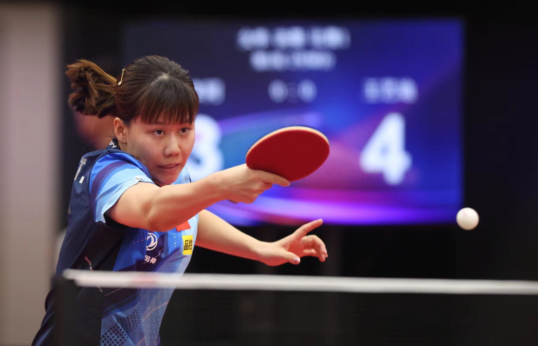 而不仅仅依 而不仅仅依