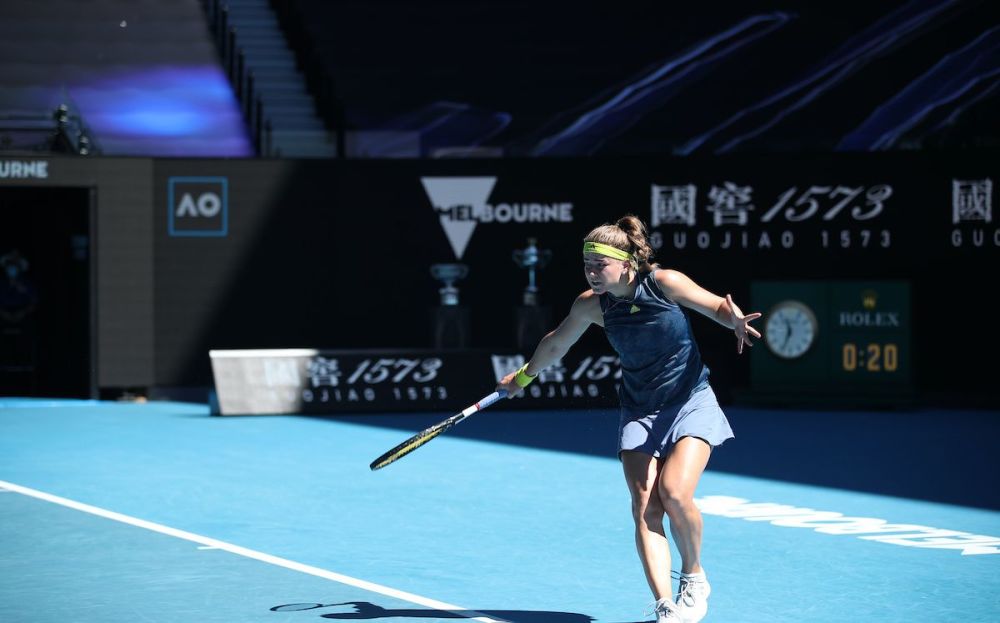 也帮助他们 也帮助他们