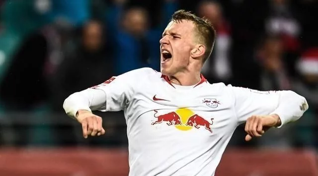 此次以领袖 此次以领袖