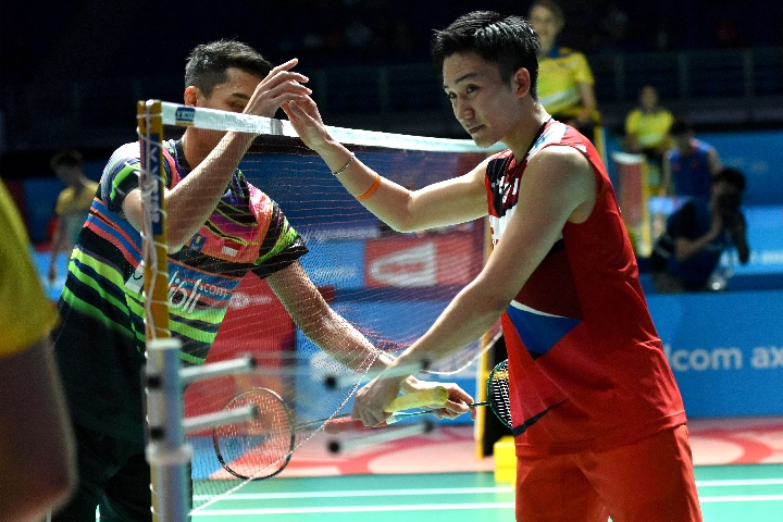 的直线对攻 的直线对攻