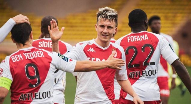 这位内线传 这位内线传